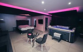 Love night Marseille jacuzzi